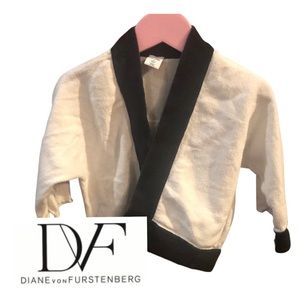 💥host pick 💥 DVF for Gap girls sweater